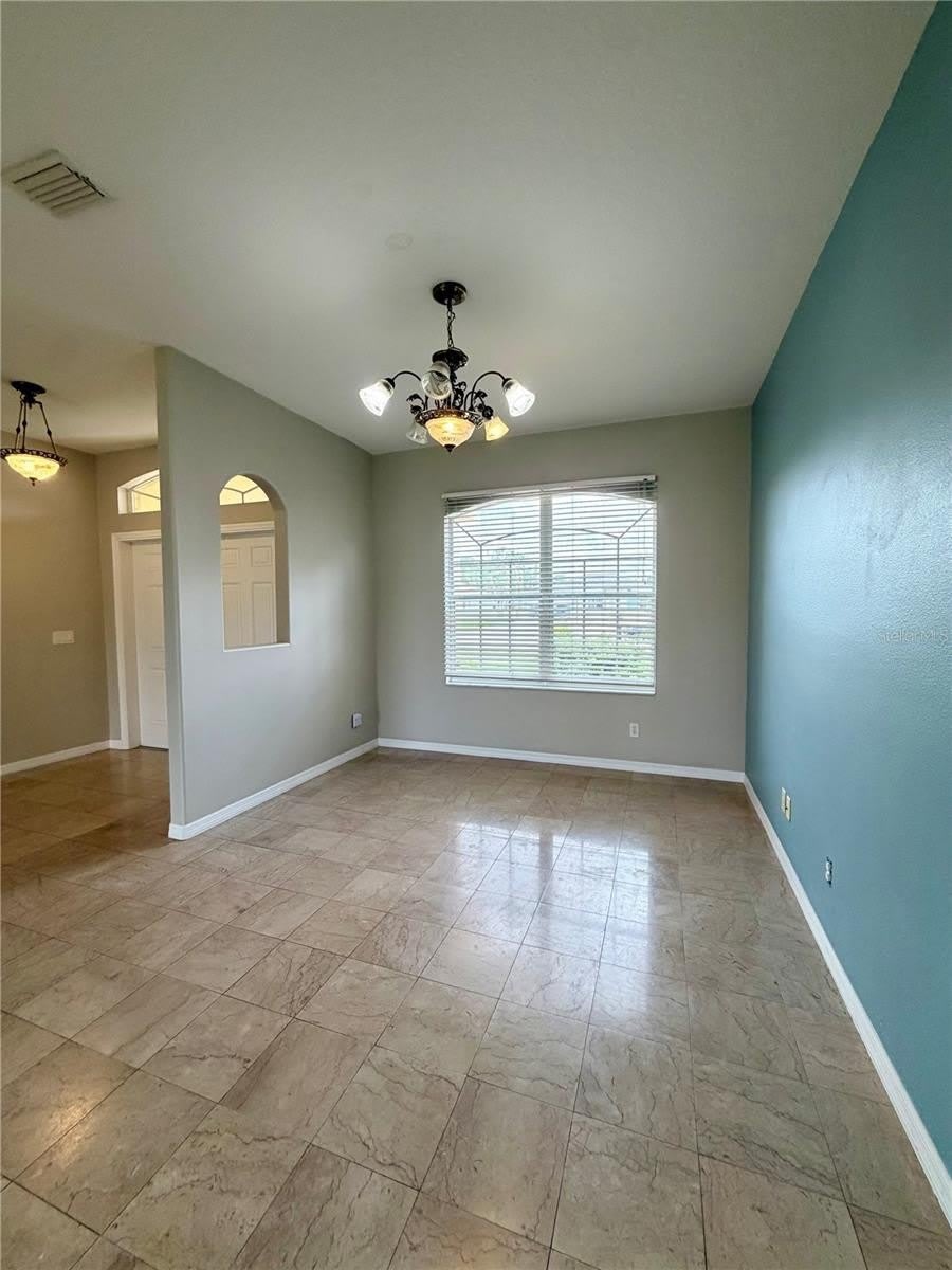 1204 S SAN MATEO Drive – photo 4