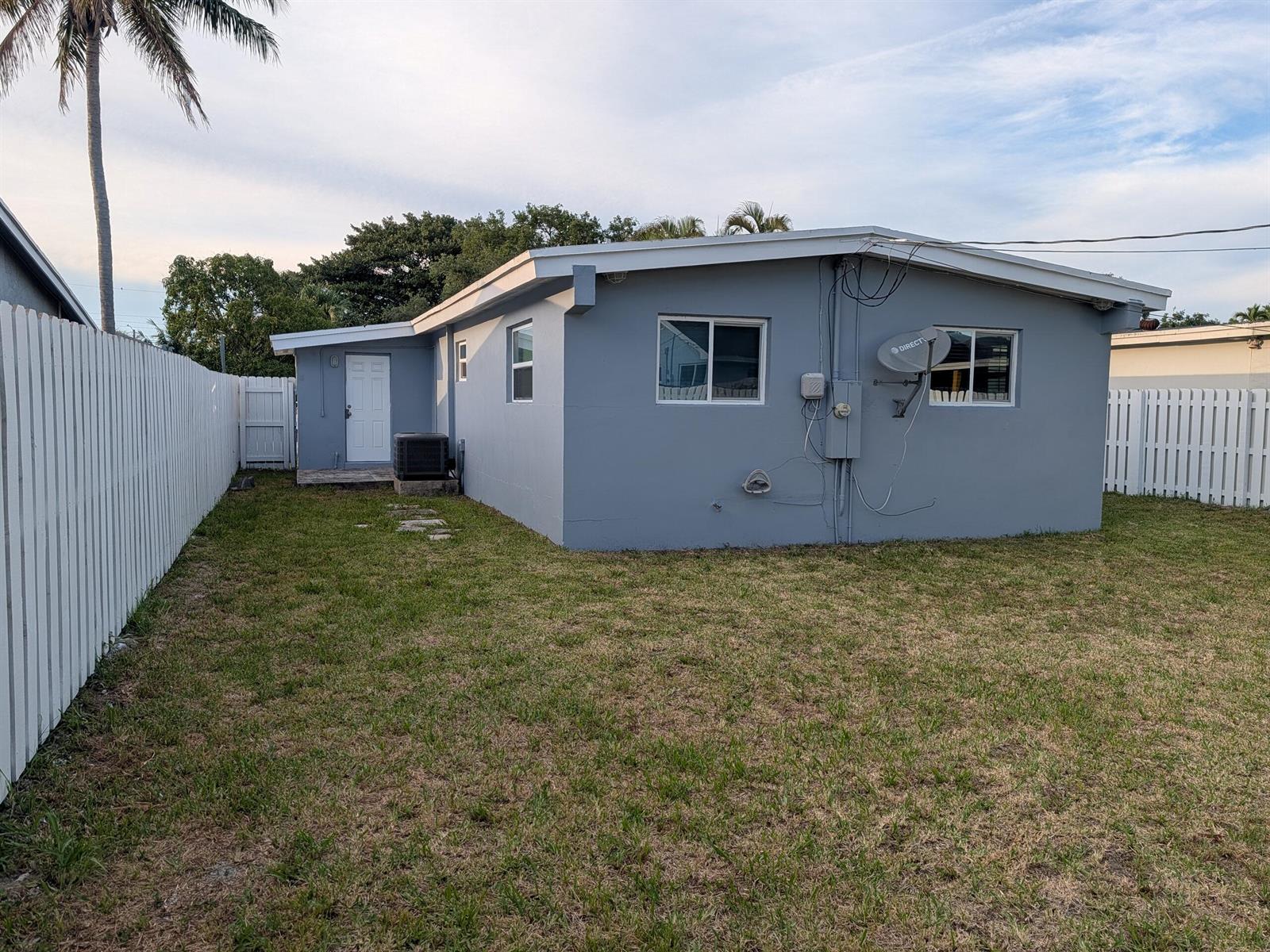 2990 Nw 7th Ct – photo 5