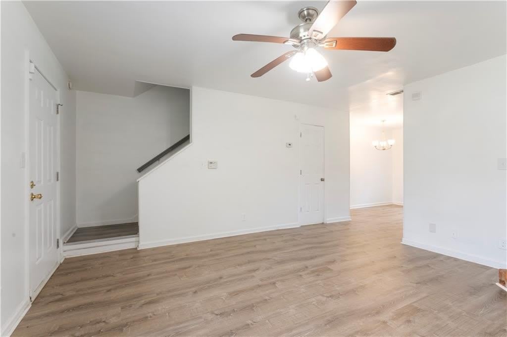 1585 Springleaf Point SE – photo 4