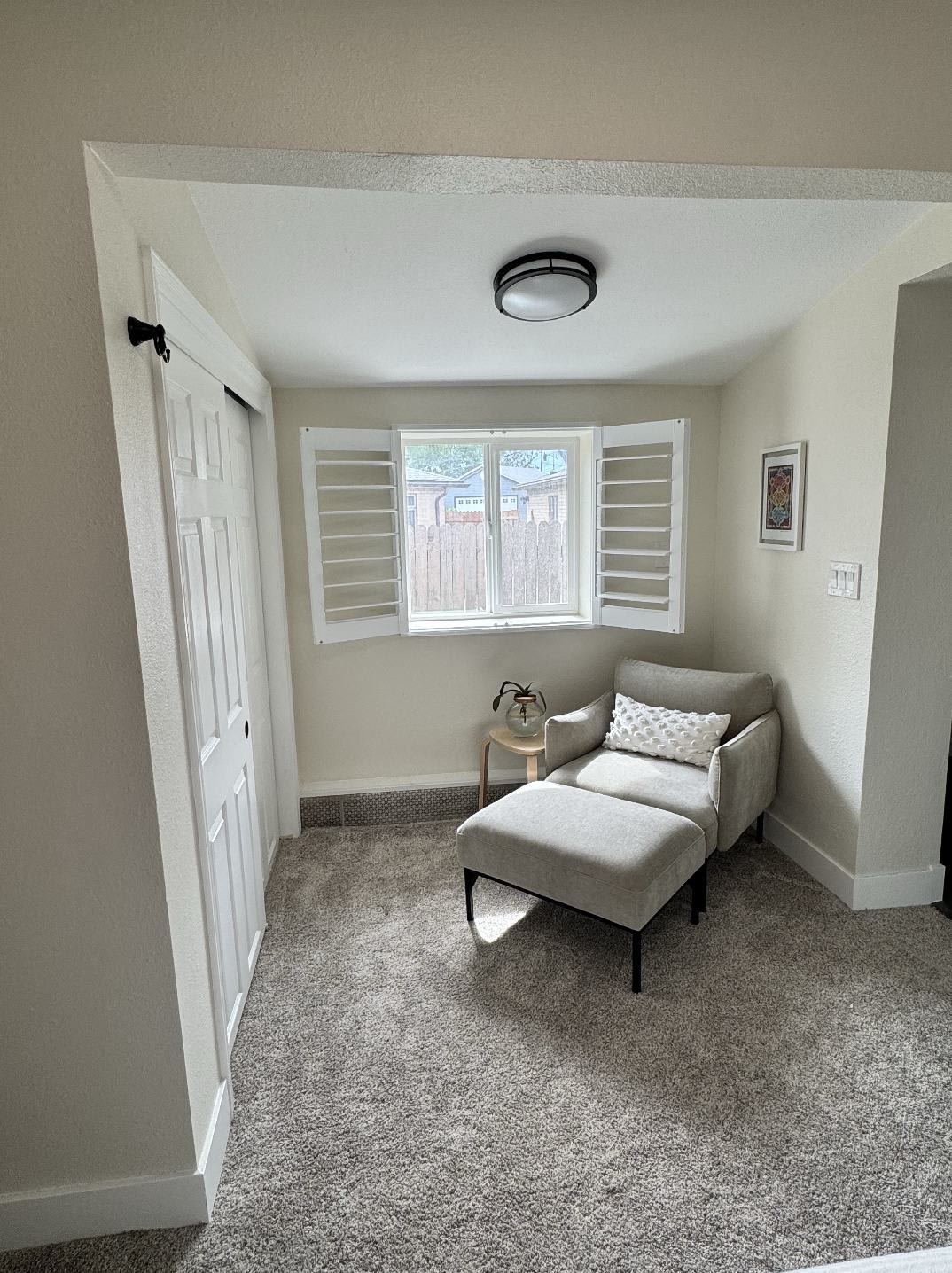 1089 West Stanford Avenue – photo 2