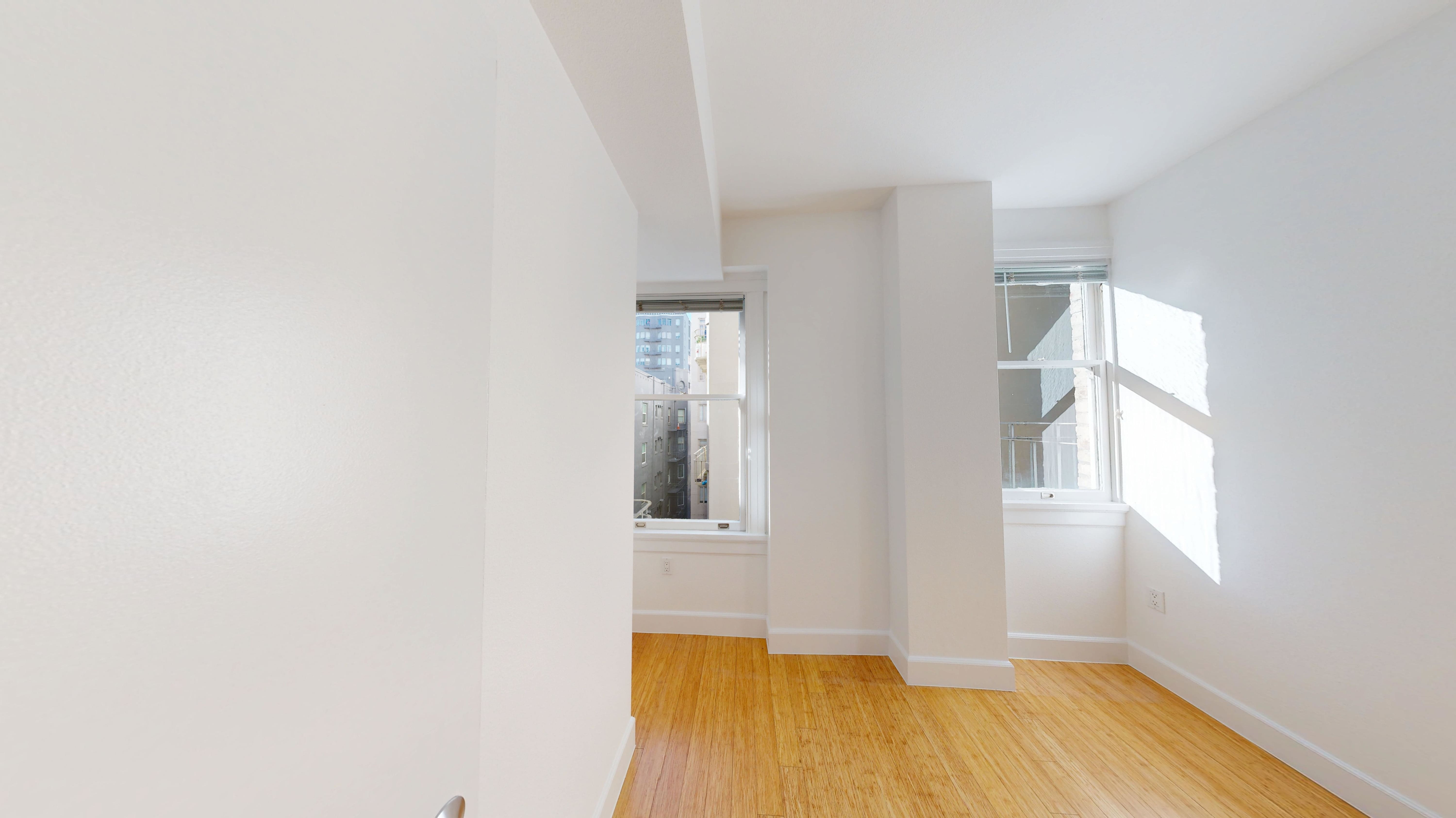 540 LEAVENWORTH Apartments – photo 1