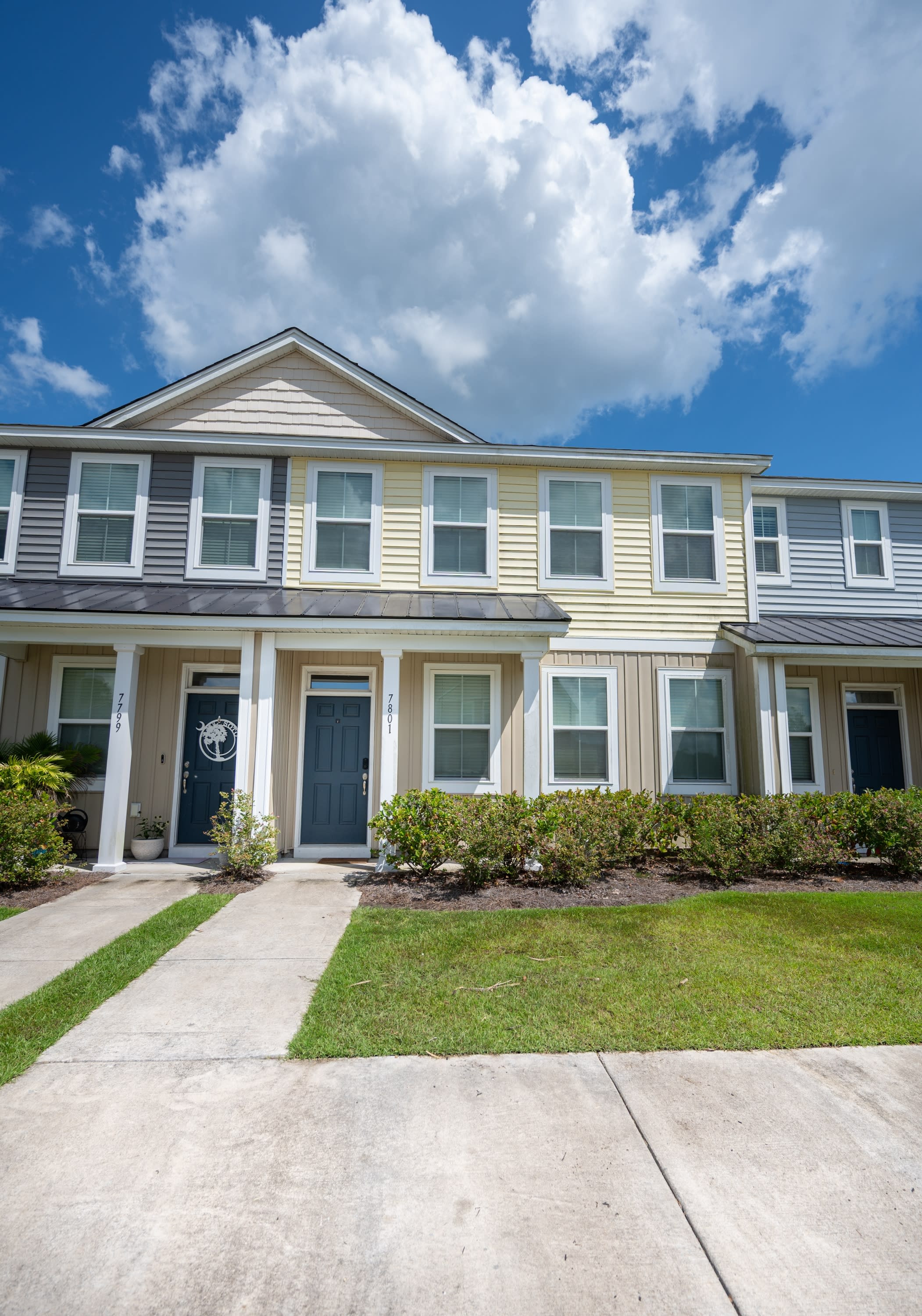 7801 Montview Road – photo 1