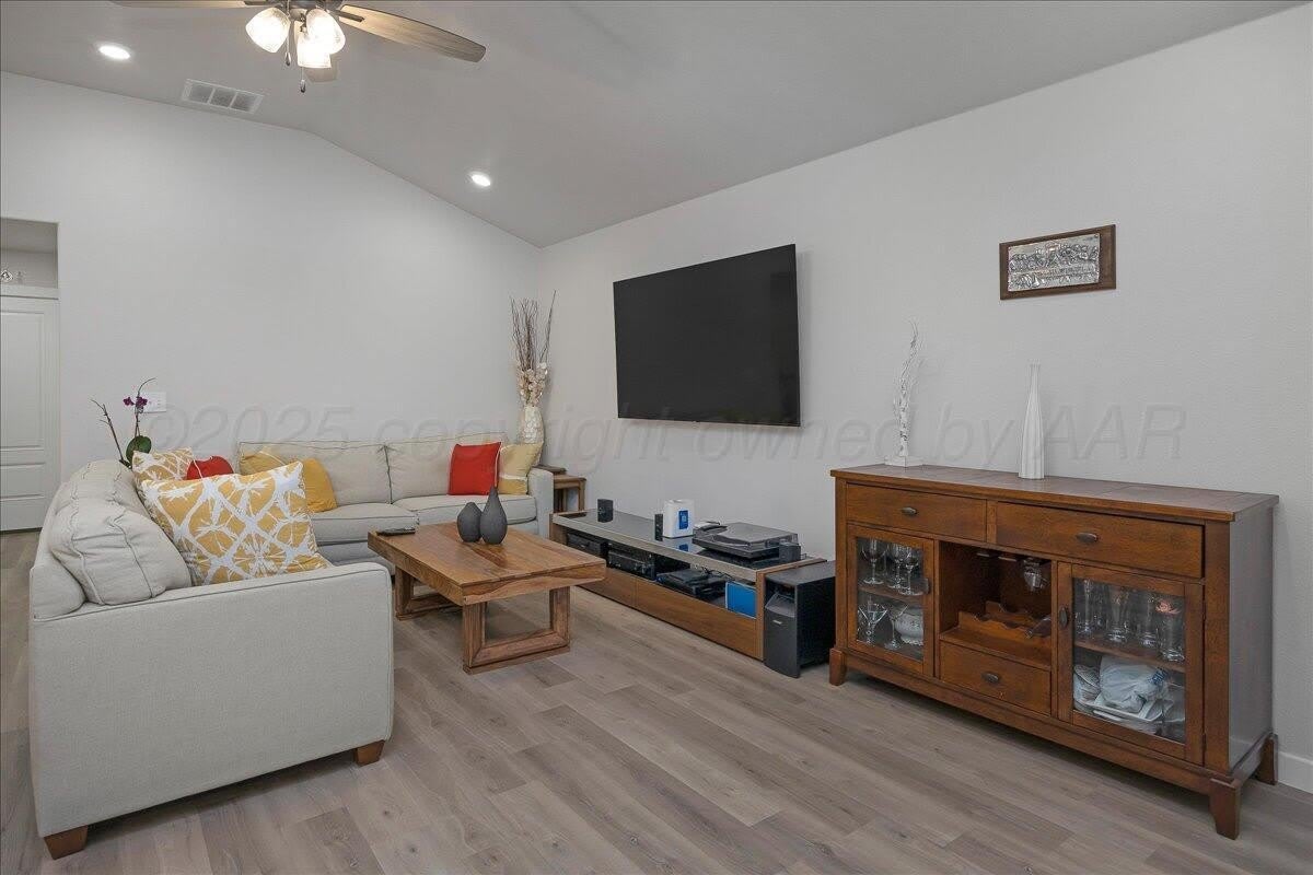 7510 JOHN THOMAS Street – photo 4