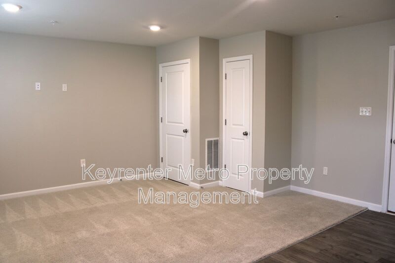 9818 Ruby Lockhart Blvd – photo 5