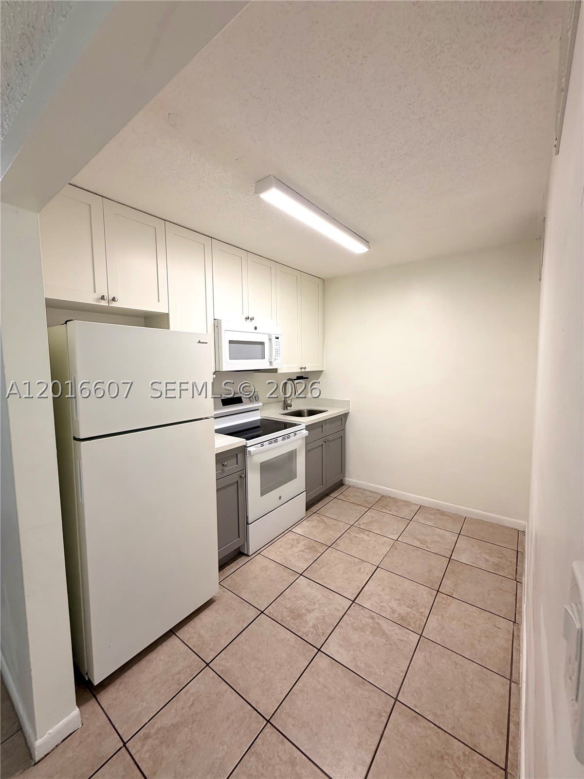 6990 NW 186th St – photo 3