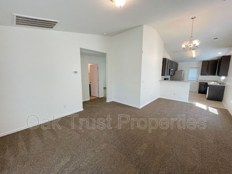 255 Coosawatchie St. – photo 4