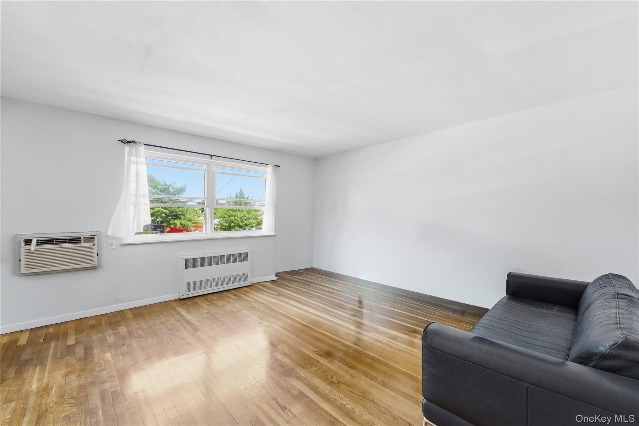 59-17 Kissena Boulevard – photo 1