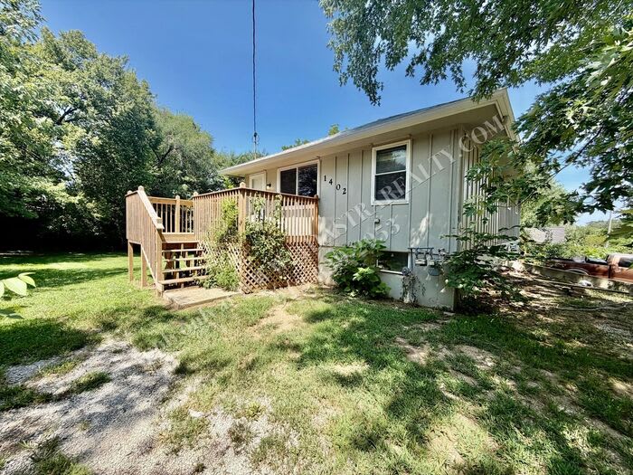 1402 South Harris Avenue – photo 2
