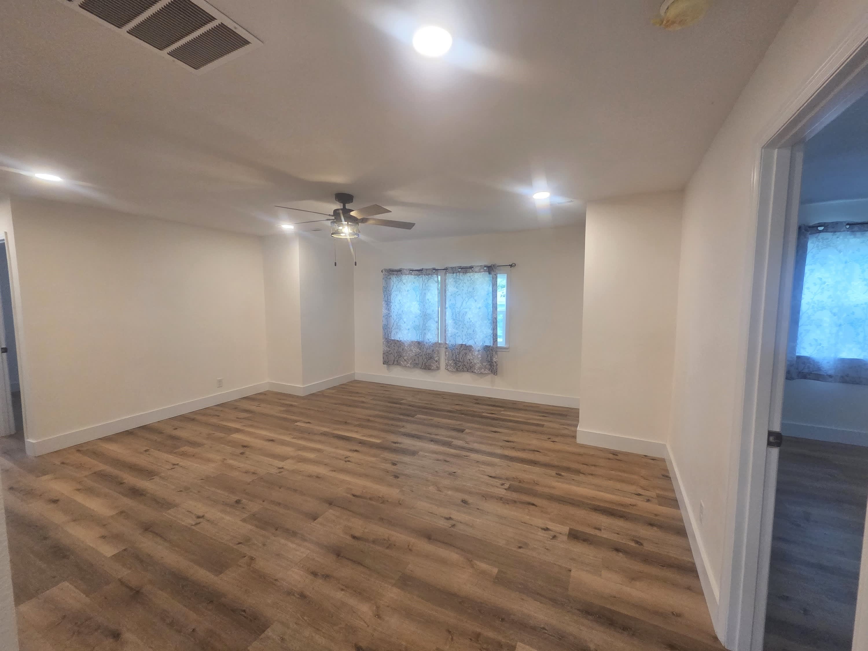 2842 West Elm Street – photo 4