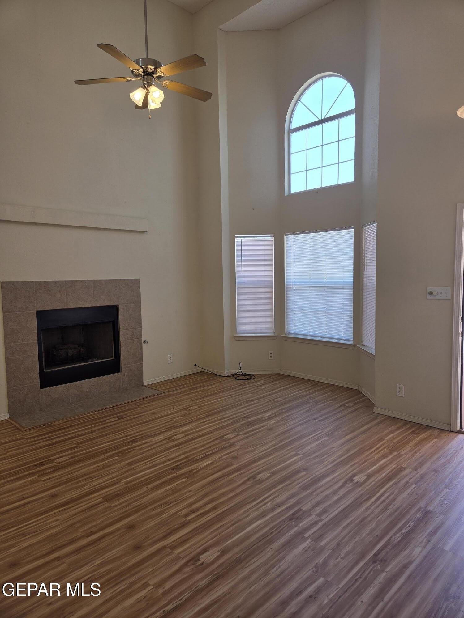3717 NE HUBBLE Drive – photo 5