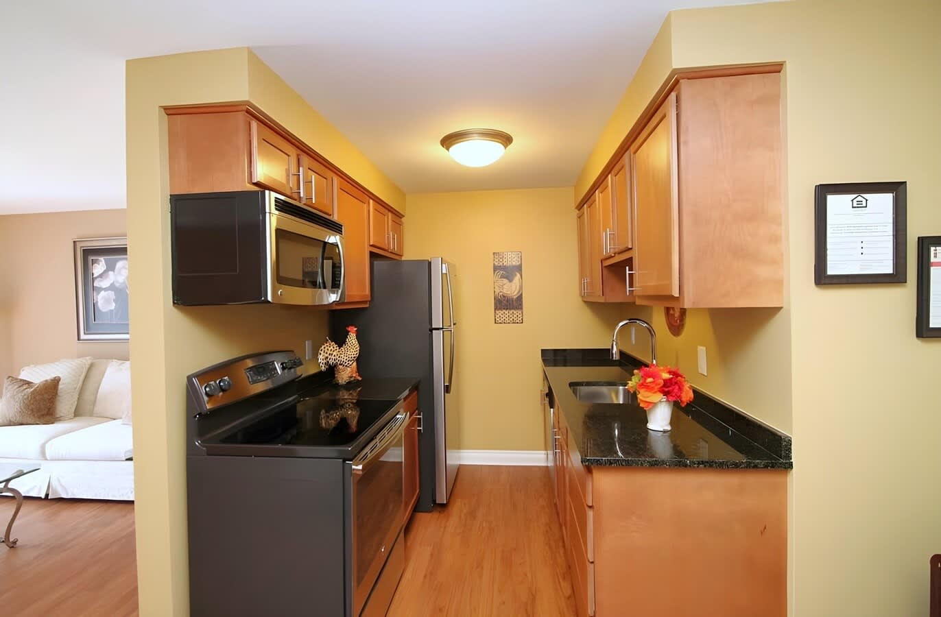 Emerson Square – photo 5