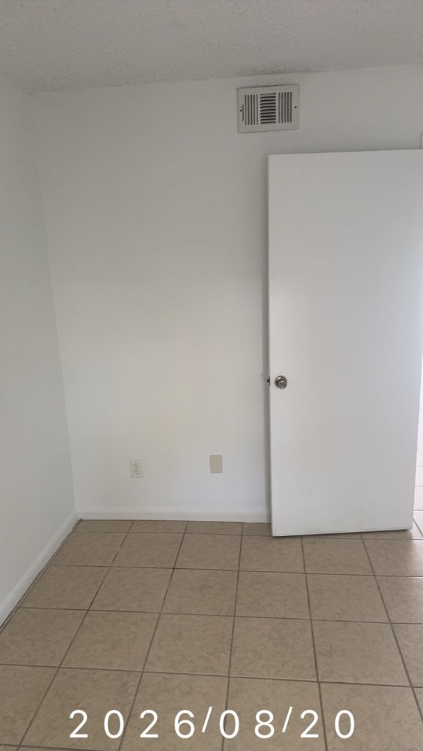Clean and convenient 2‑bedroom in SE Palm Bay! – photo 3