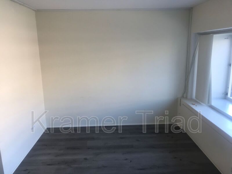 555 E William – photo 4