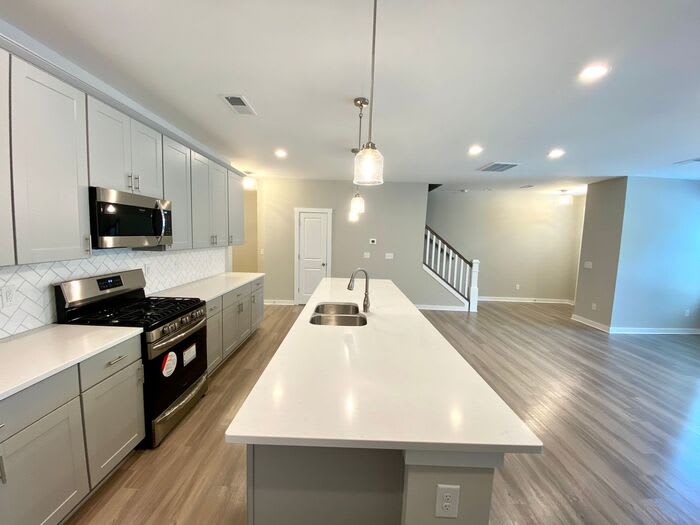 115 Cranford Drive – photo 5