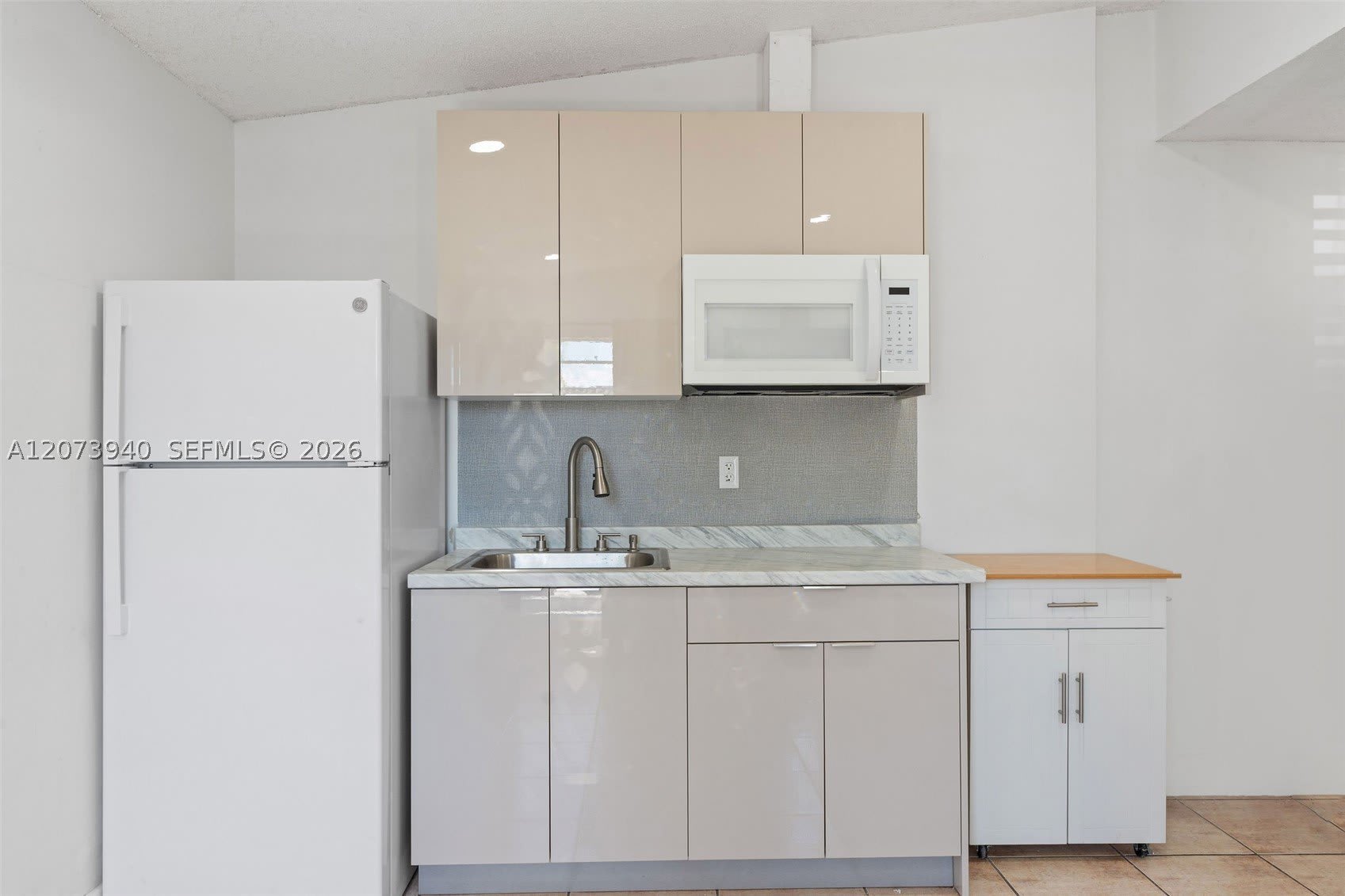 11259 NW 88th Ave – photo 3