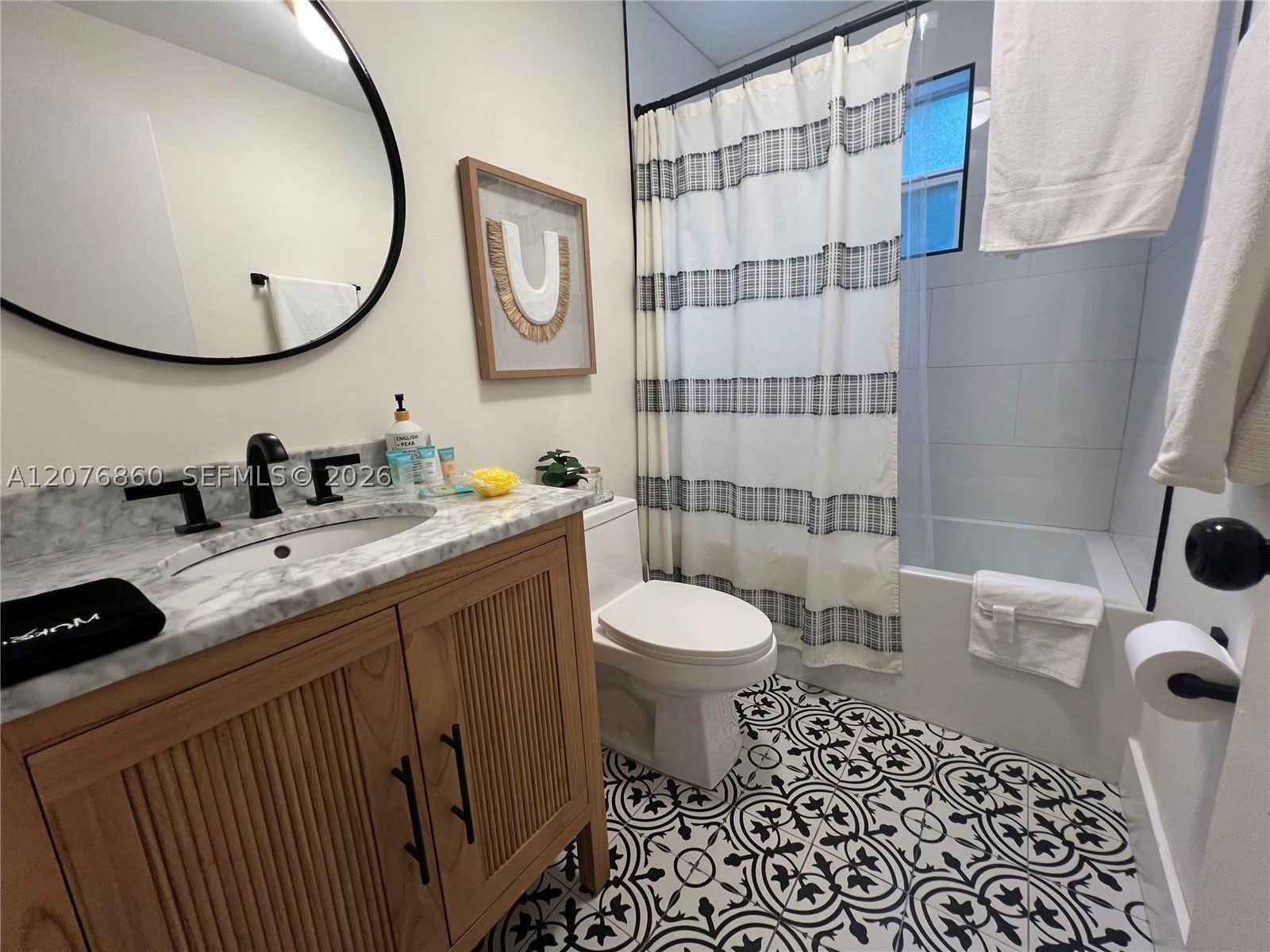 3102 SW 10th St – photo 3