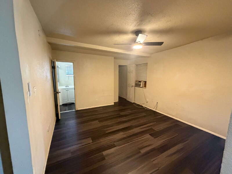 523 West 12th Street – photo 5