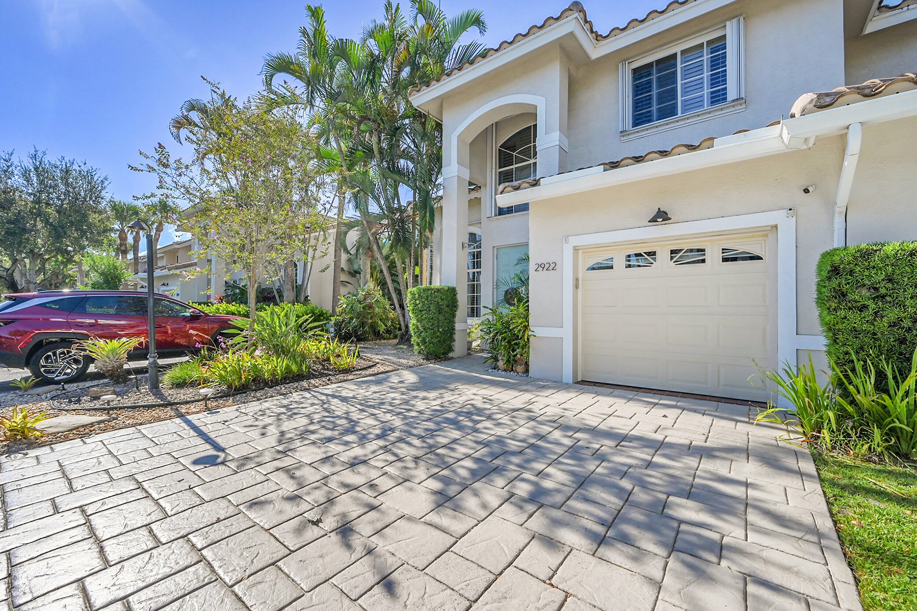 2922 Port Royale Lane S – photo 1