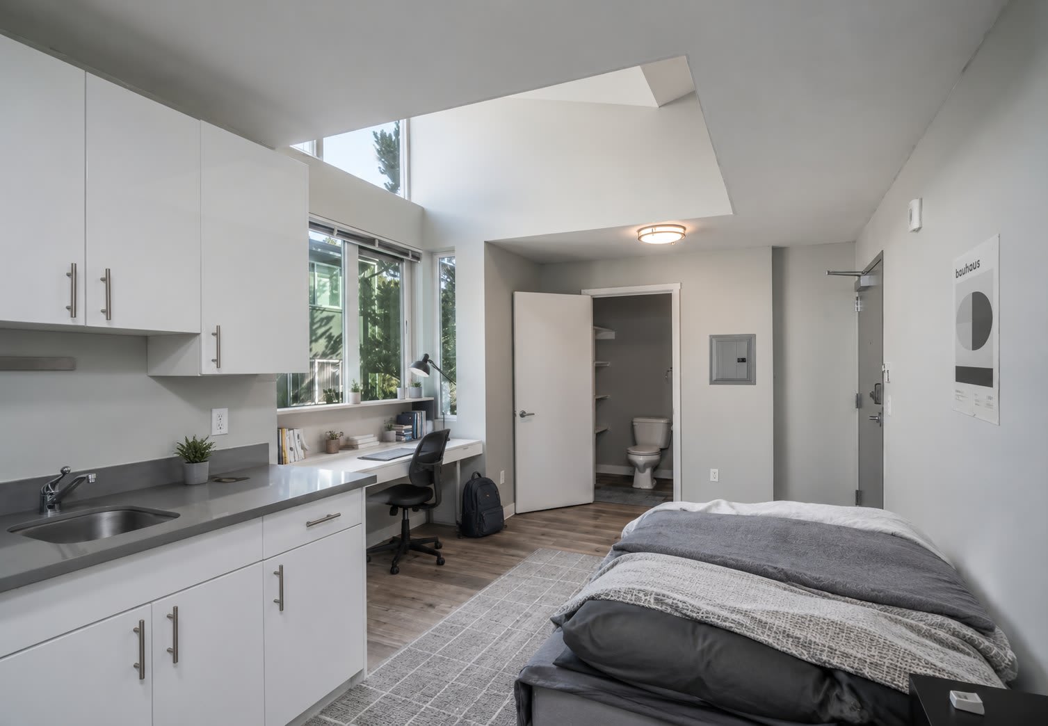 7th Avenue Place – photo 2