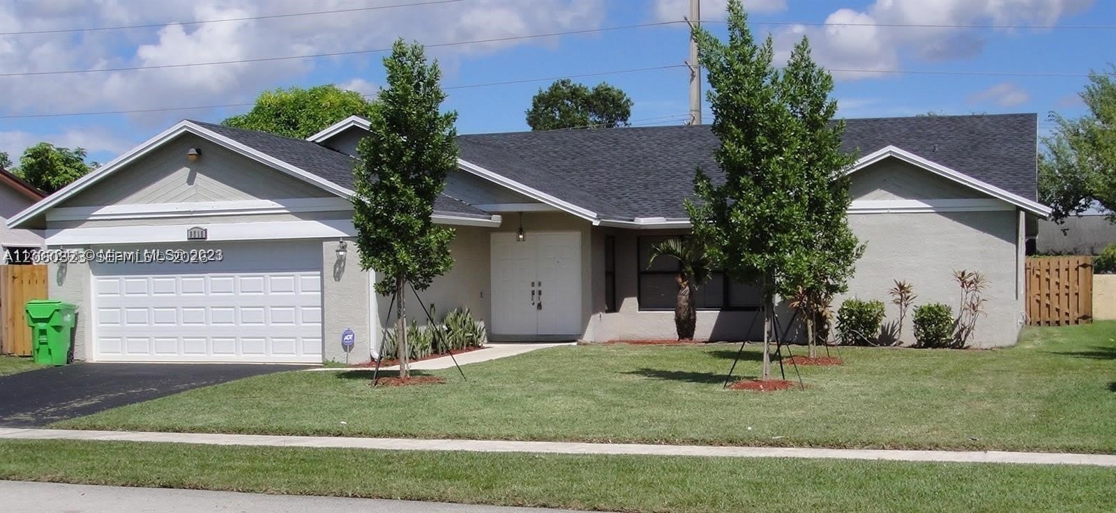 9815 Nw 43Rd St – photo 1