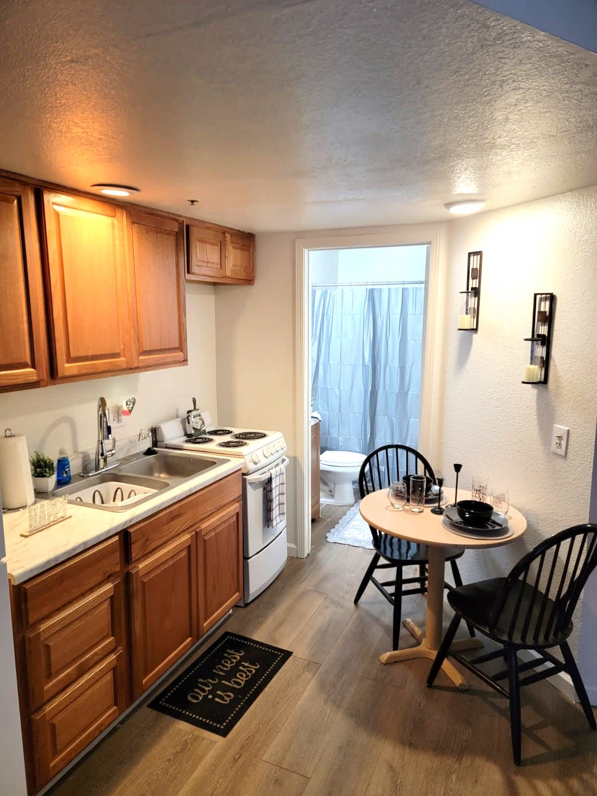 Sunset Apartments – photo 2