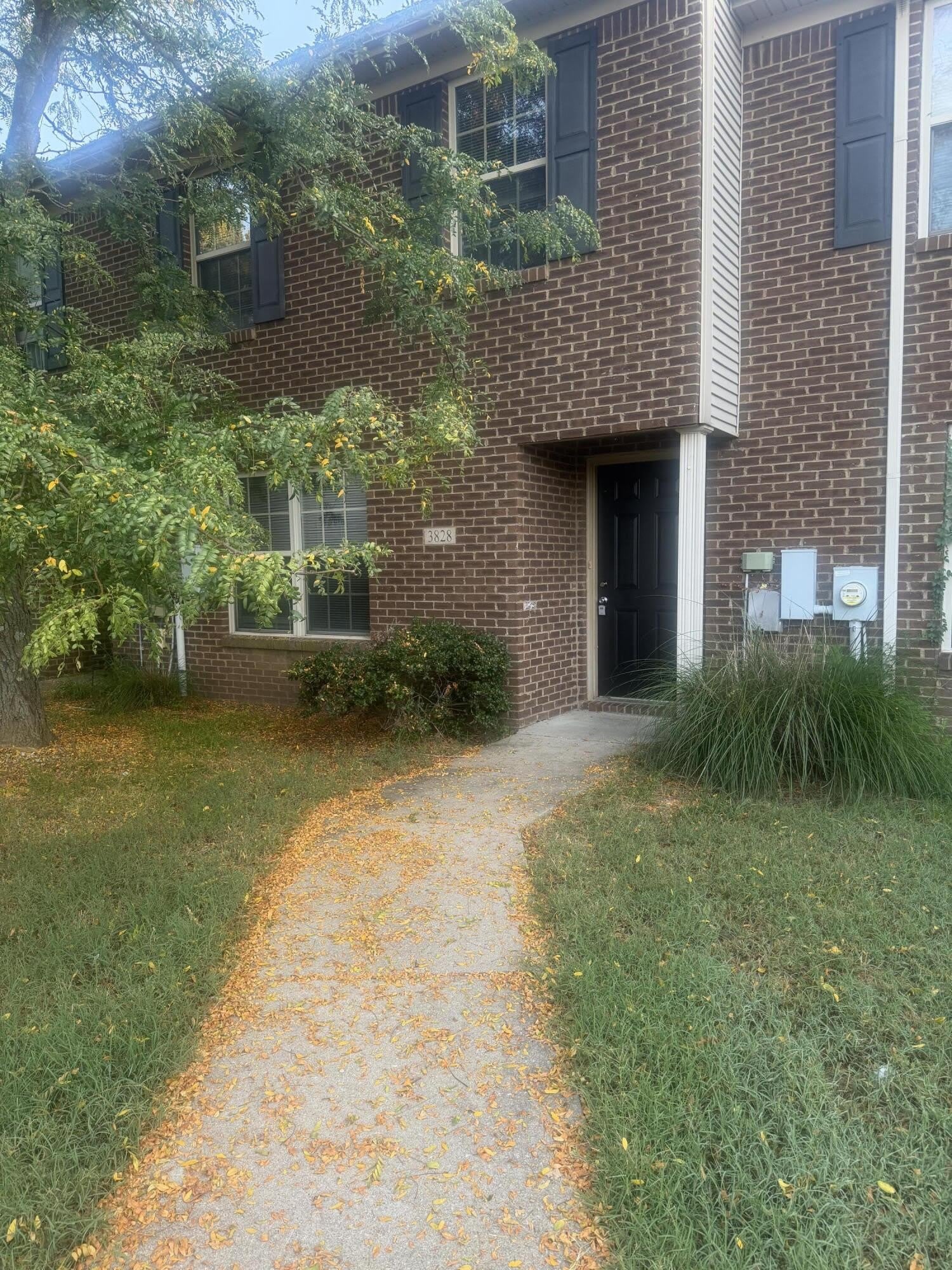 3828 Pinecrest Way – photo 2