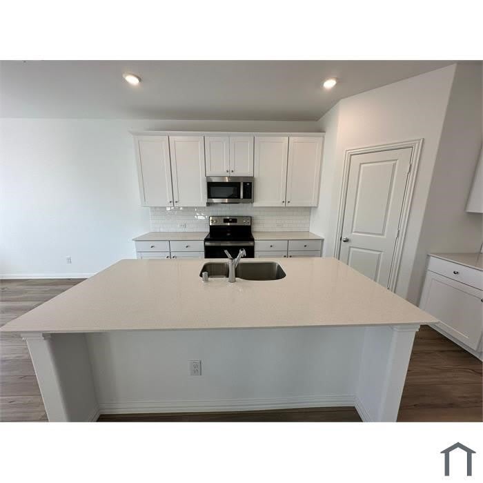 336 Wentworth Drive – photo 4