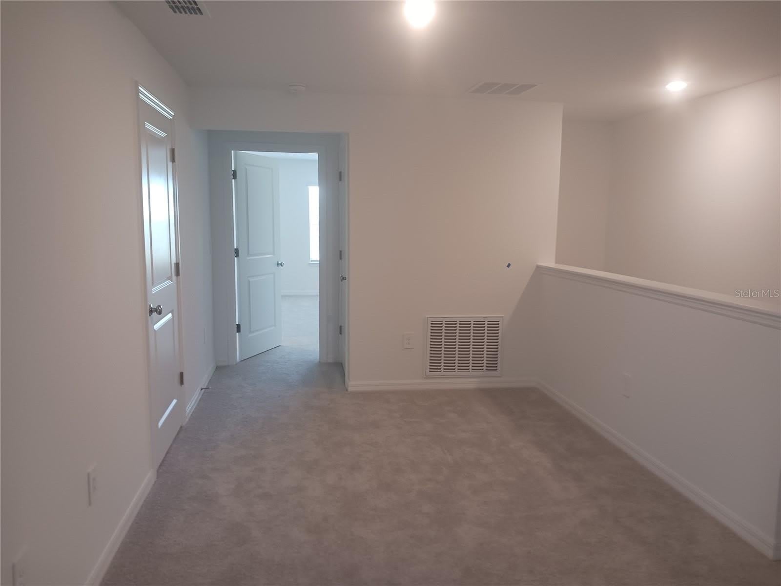 8607 TROPICAL AIRE Lane – photo 5