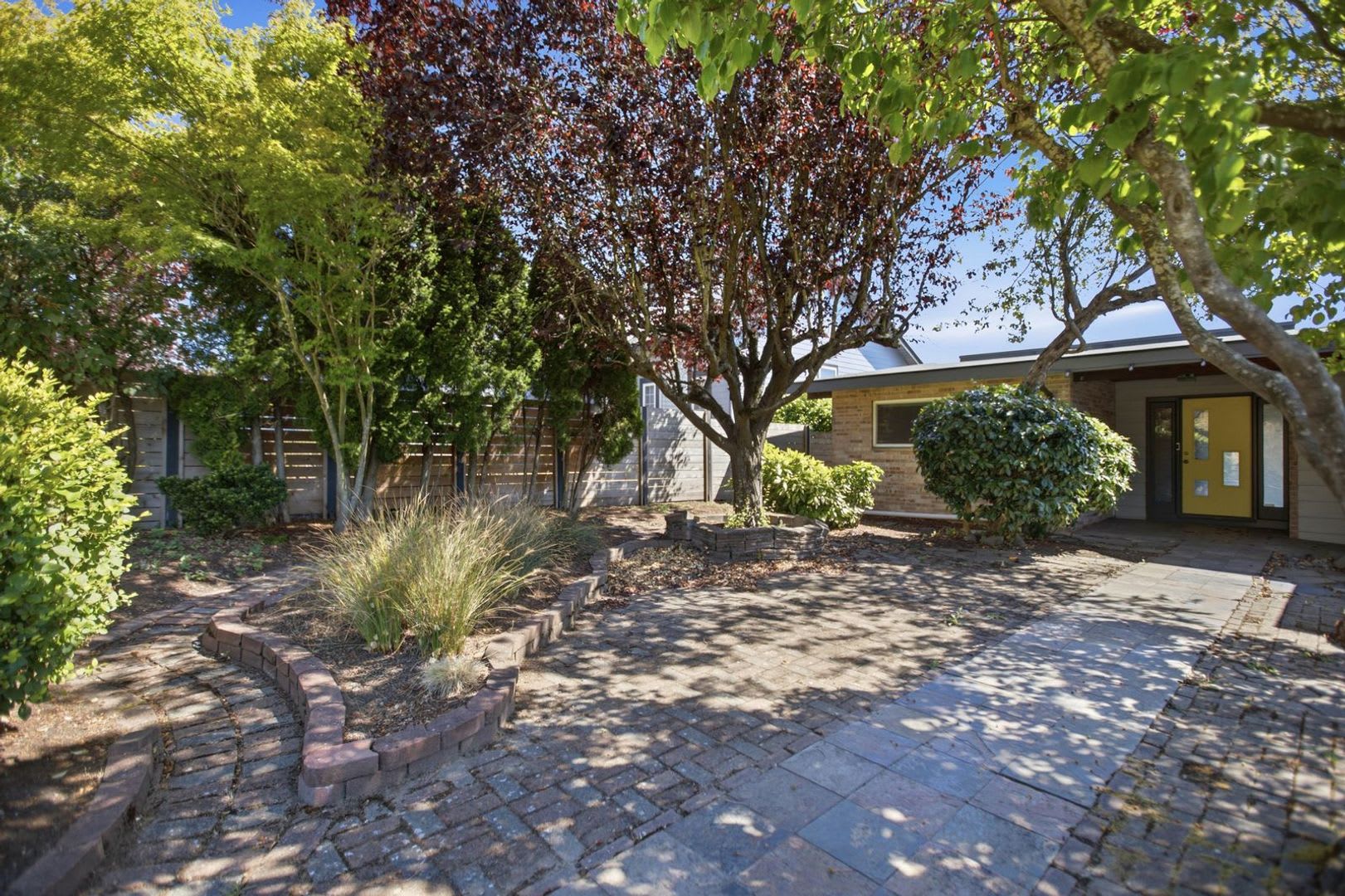 Spacious 4 Bed 2.5 Bath Home with Panoramic Views in Magnolia – photo 2