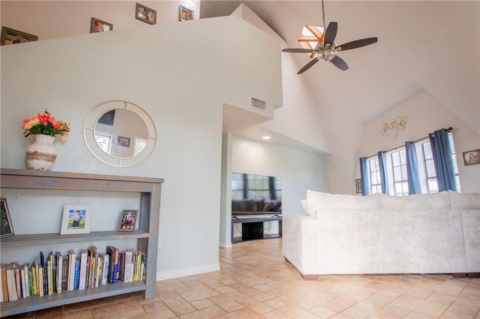 One Of A Kind Dome Home Near Dick Kleberg Park Kingsville – photo 4