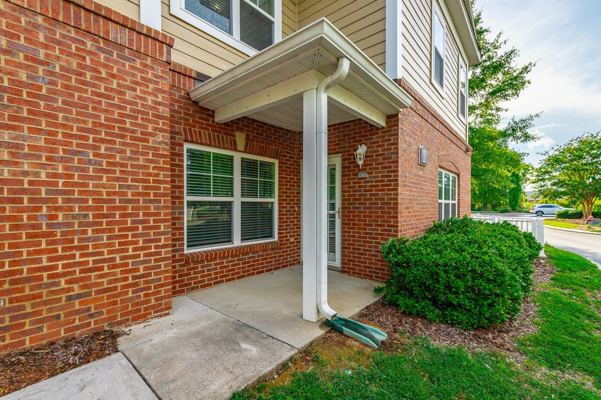 2105 Regency Court – photo 2
