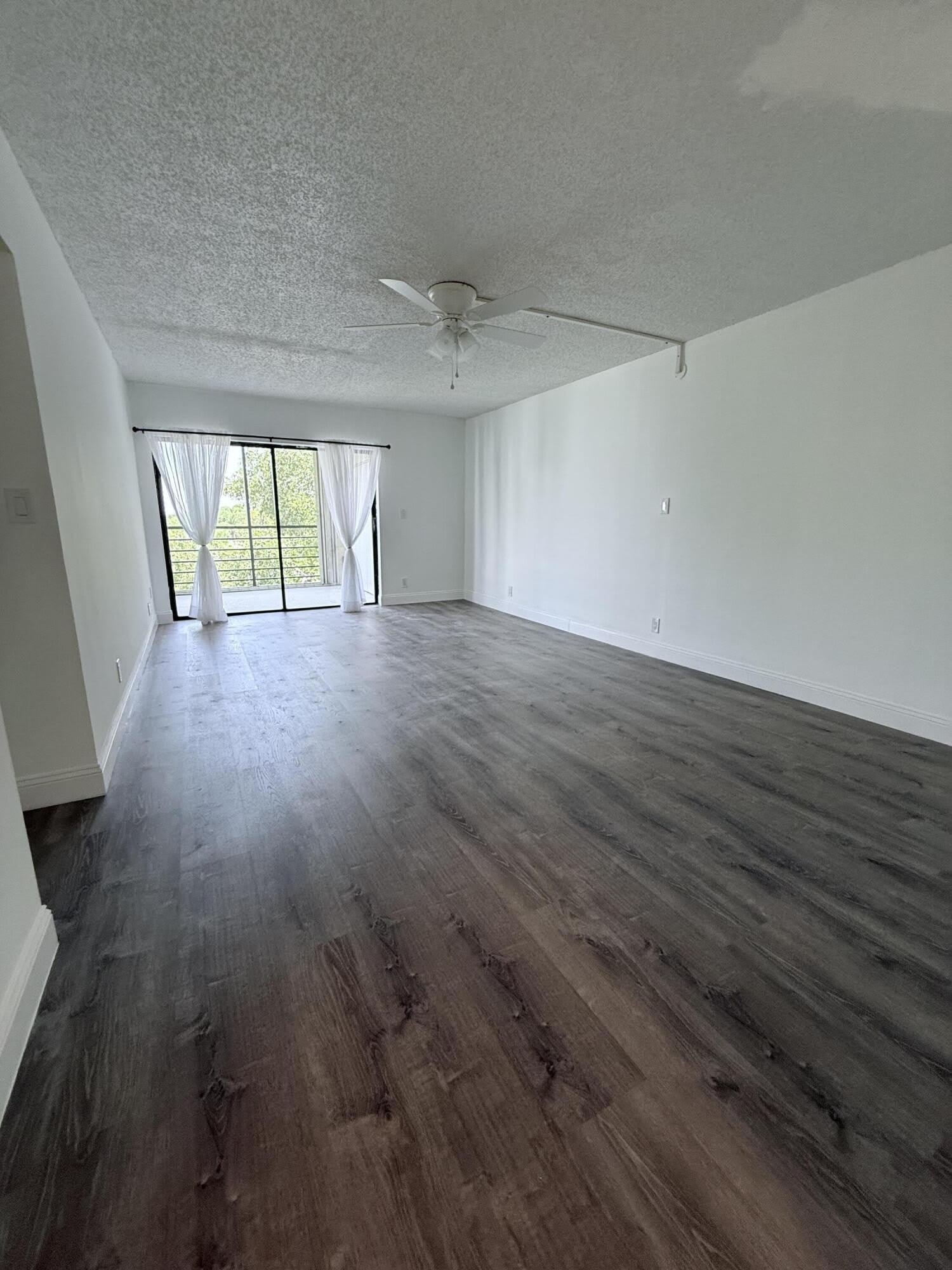 9235 SW 8th Street – photo 5