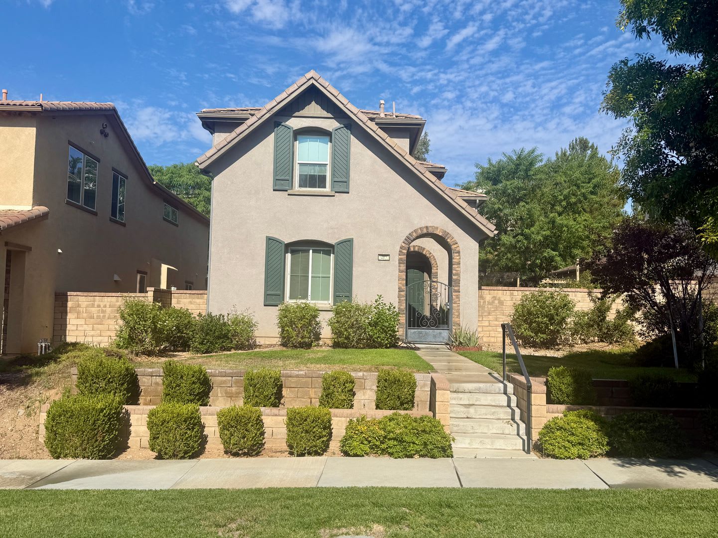 West Creek 4-Bedroom Home for Rent in Valencia! – photo 1