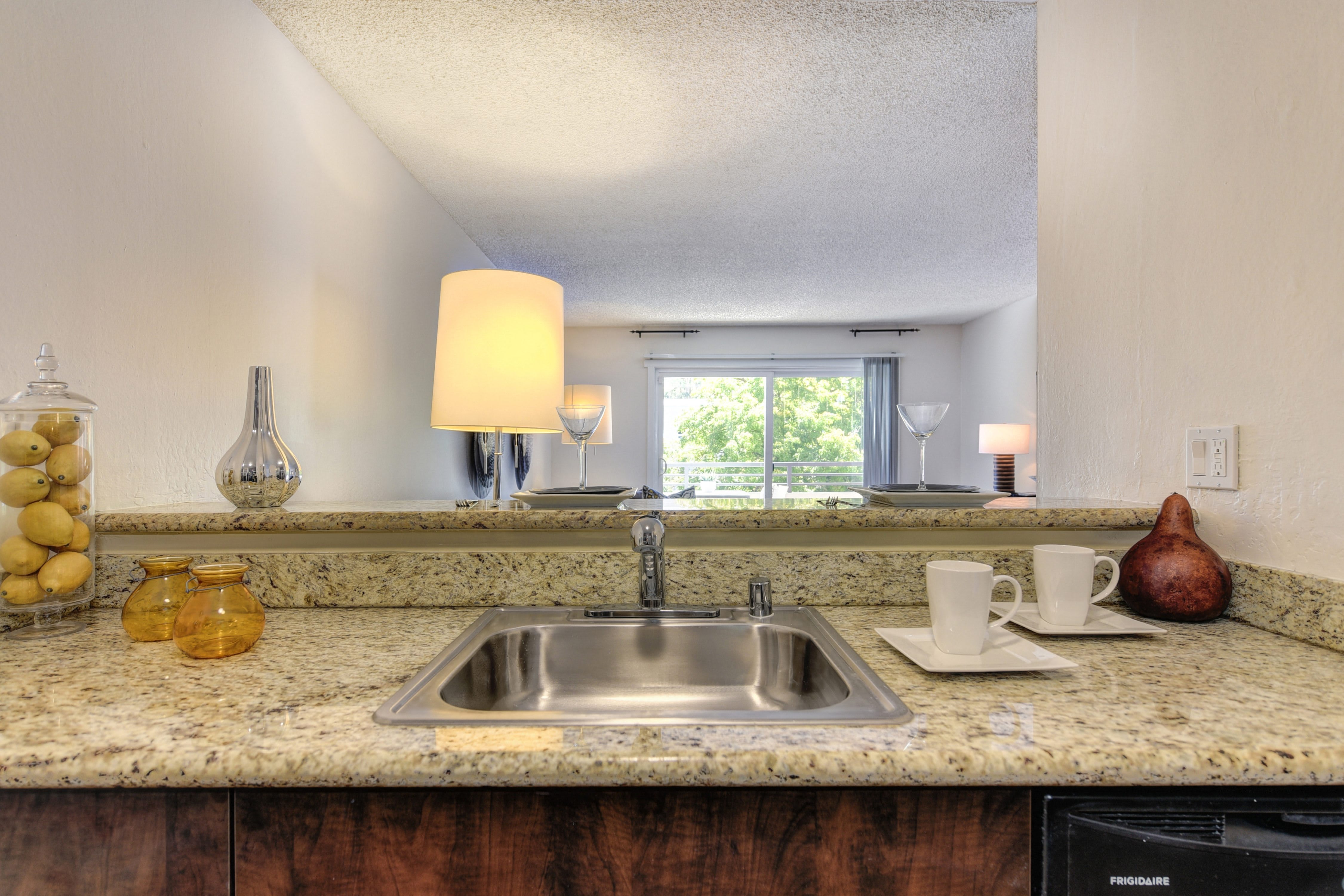 The Retreat Apartments – photo 5