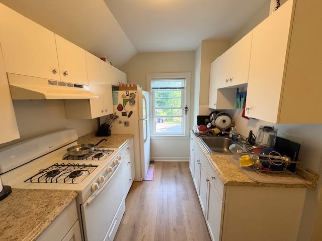 42 Faneuil St – photo 4