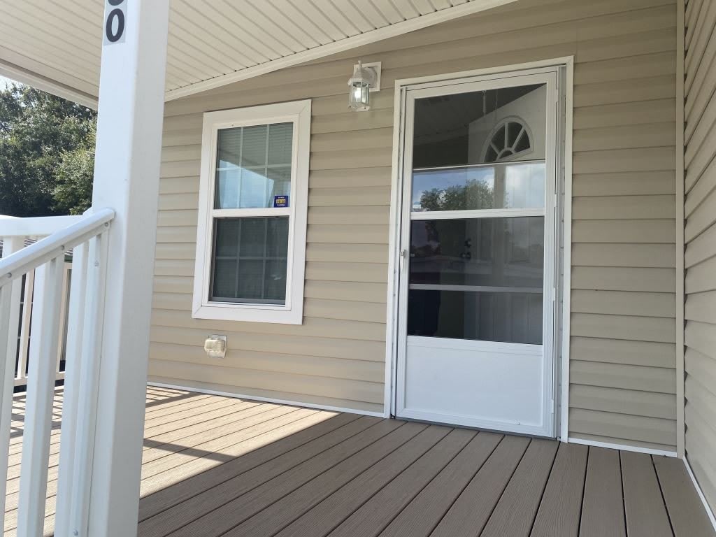 280 Queen Mary Loop – photo 4
