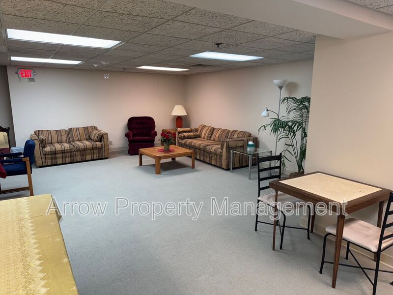 208 East 5th Street – photo 4