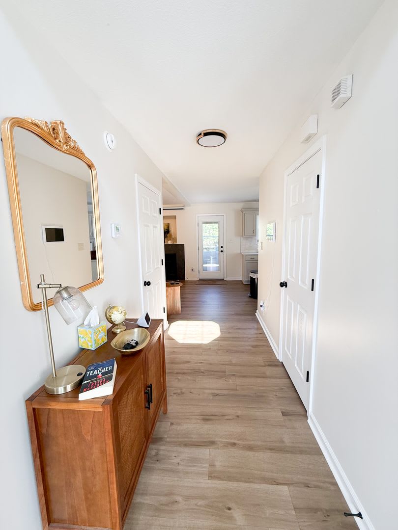 5 Bedroom 2 1/2 Bathroom Home – photo 2