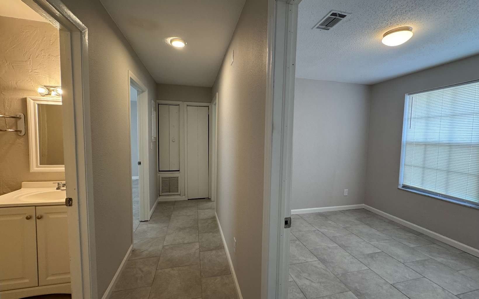 256 SE LOMOND AVE – photo 5