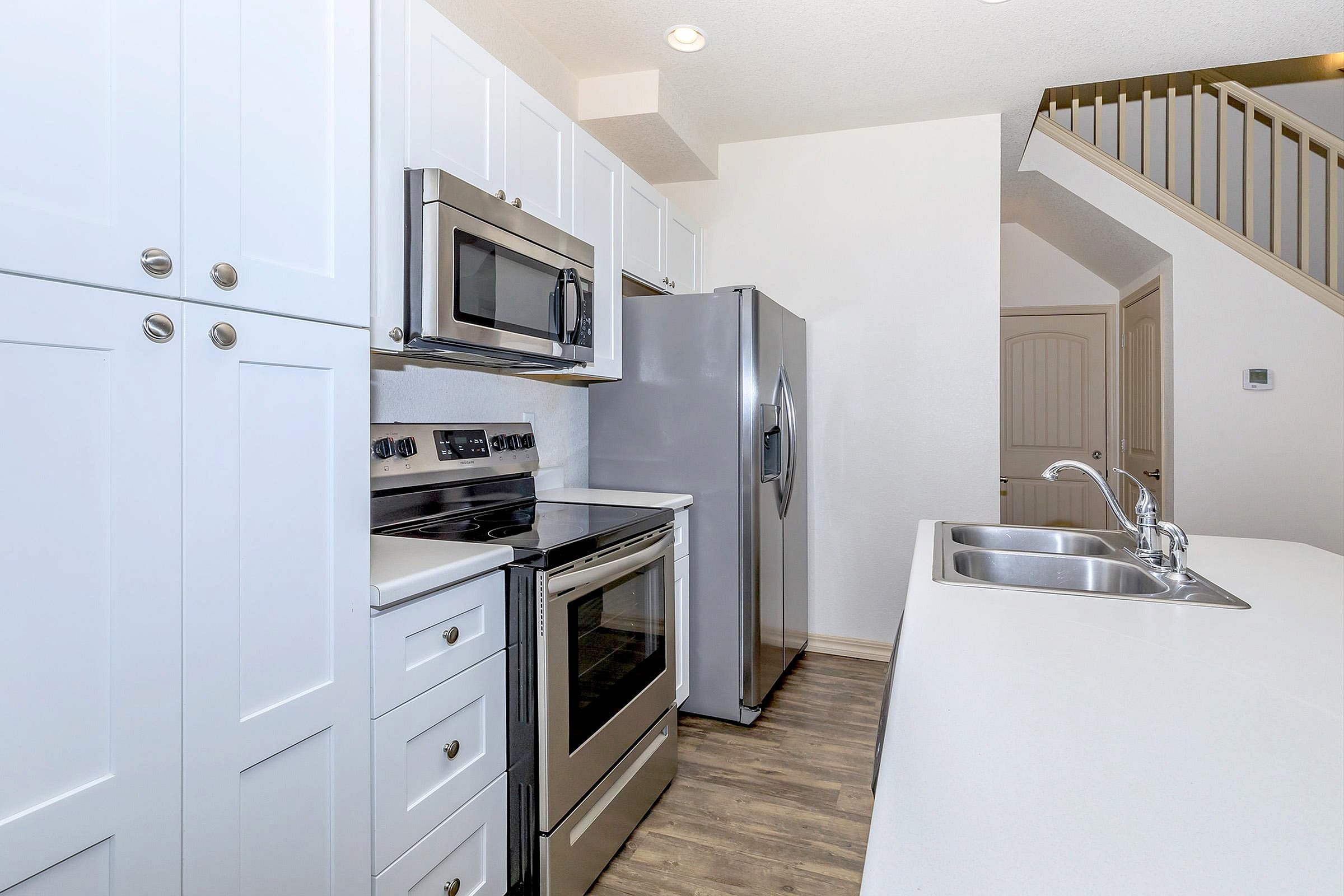 Residence at Stratmoor – photo 4