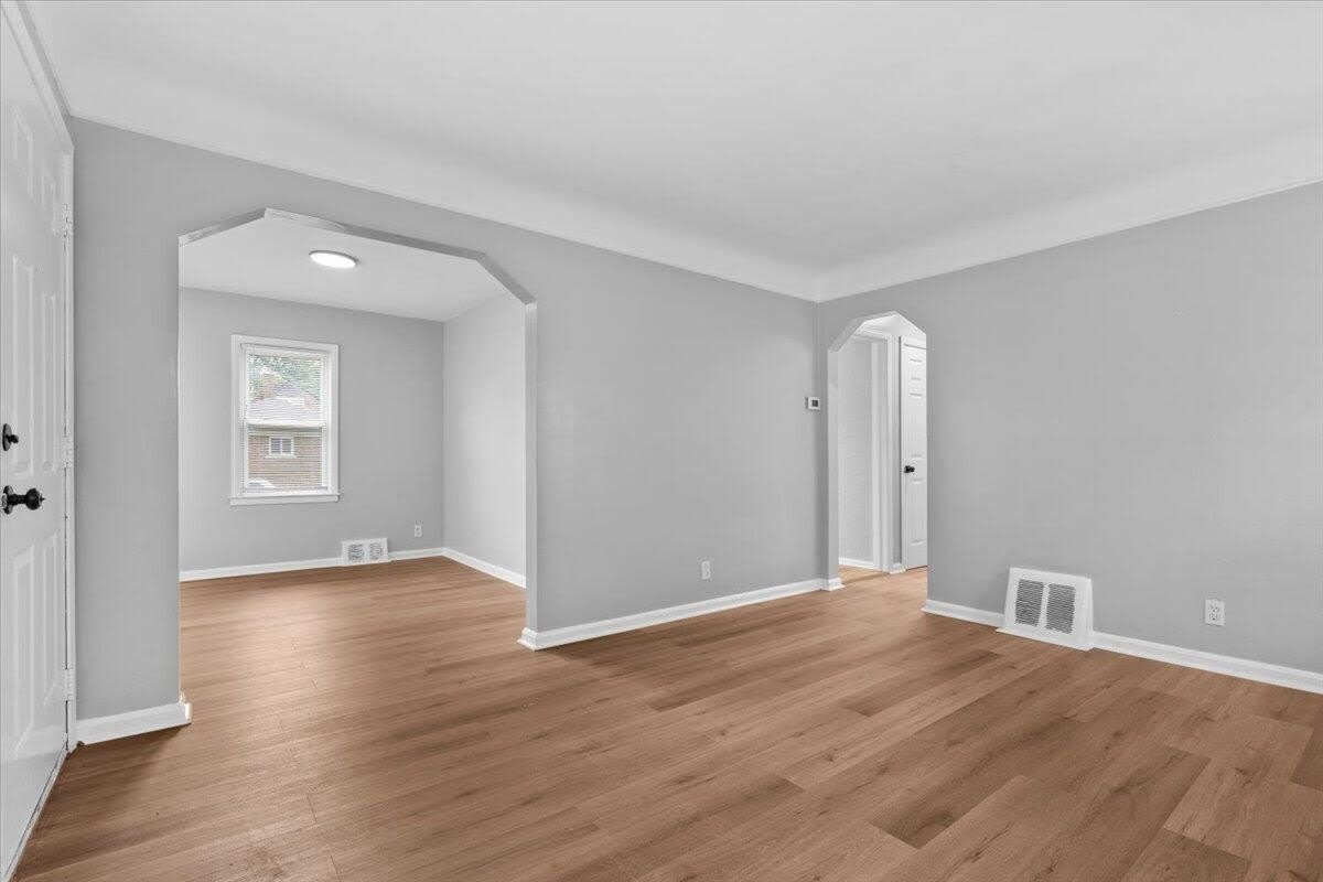 19953 Regent Drive – photo 5