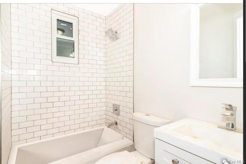 154 Woodworth Avenue – photo 4