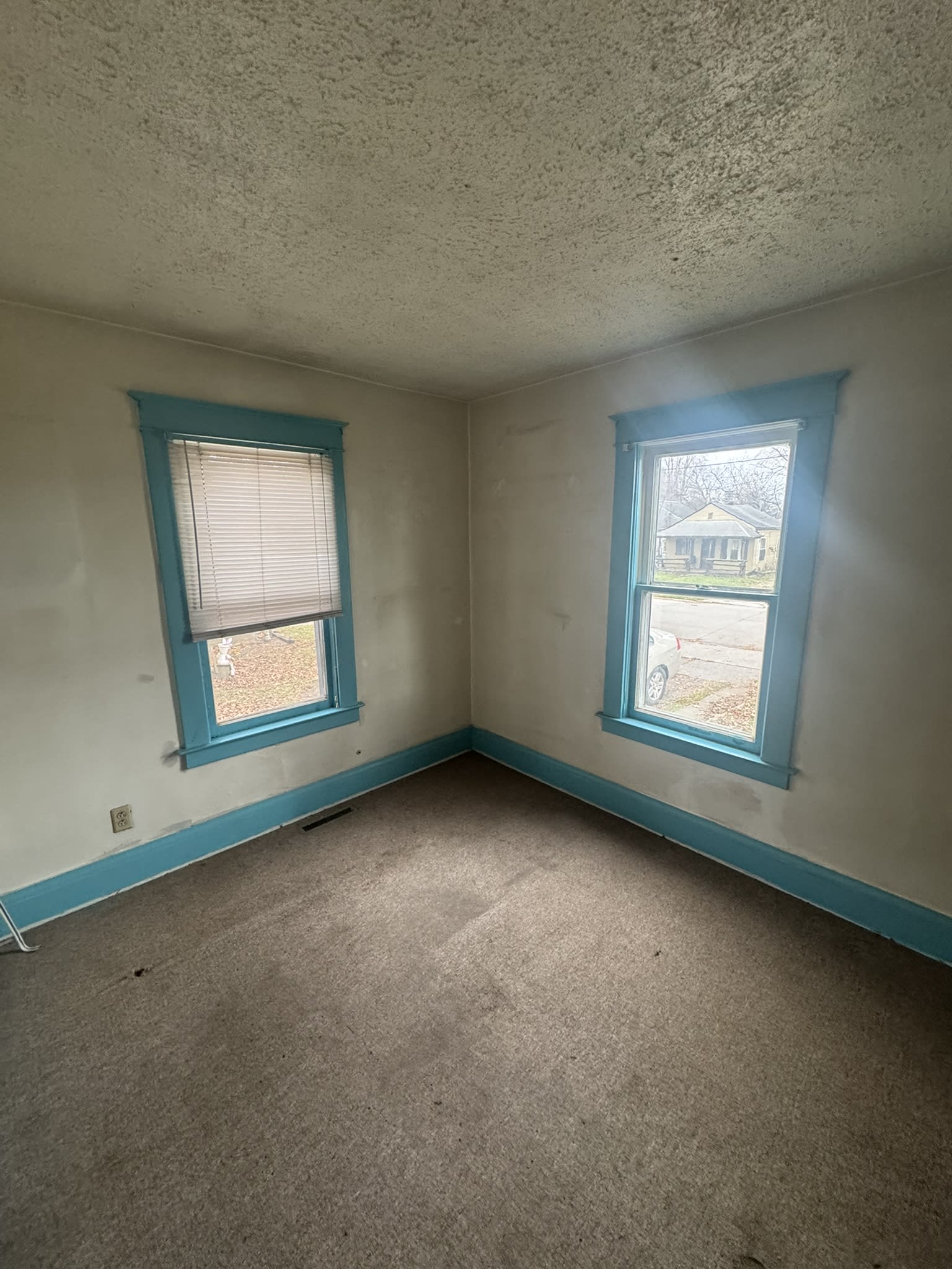 2236 King St – photo 5