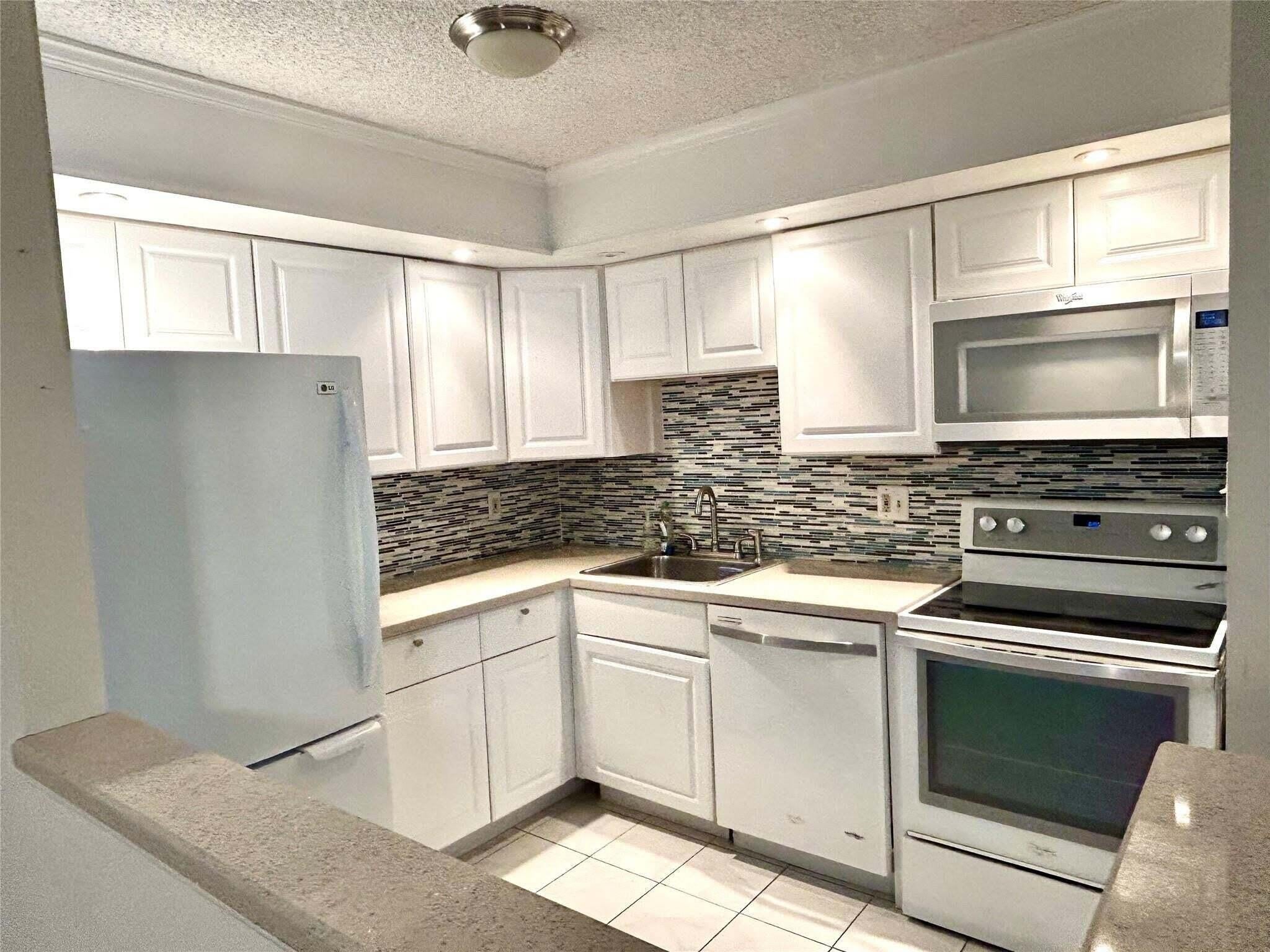 10429 E Clairmont Circle – photo 2