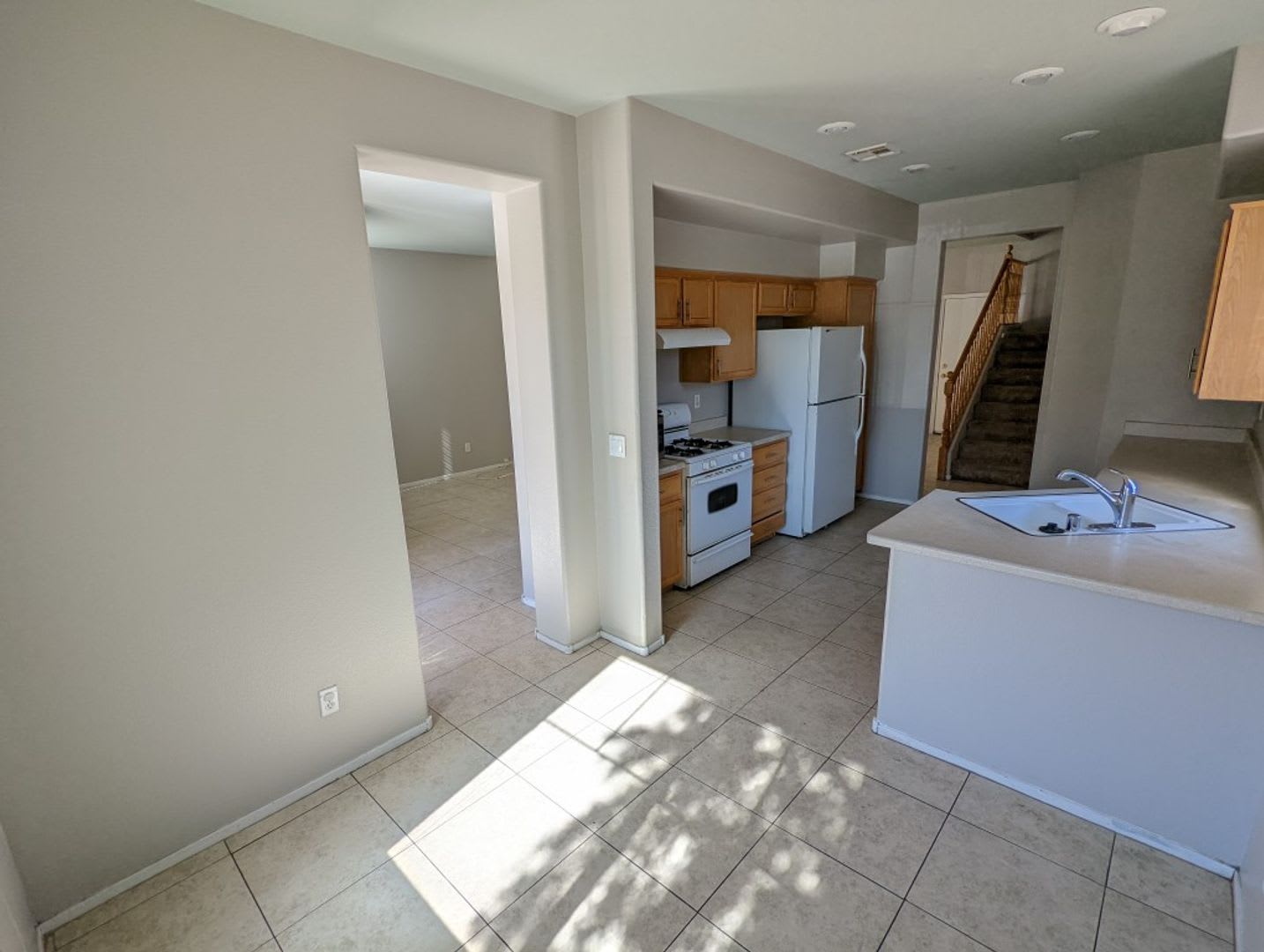 4316 HERA TEMPLE AVE – photo 5