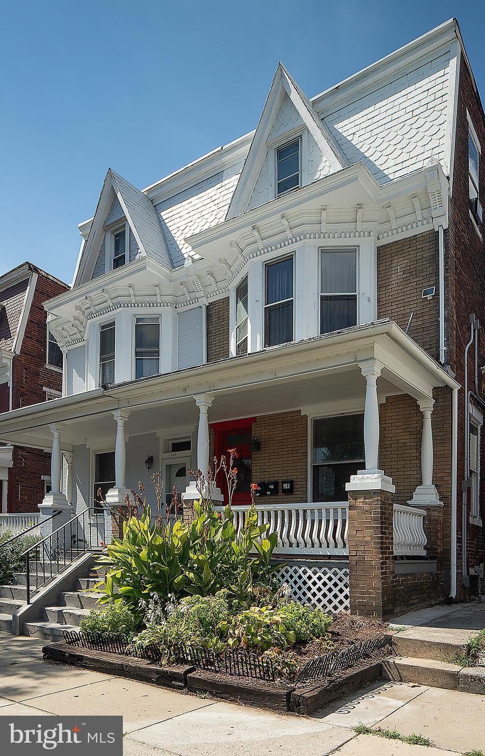 1342 STATE Street – photo 3