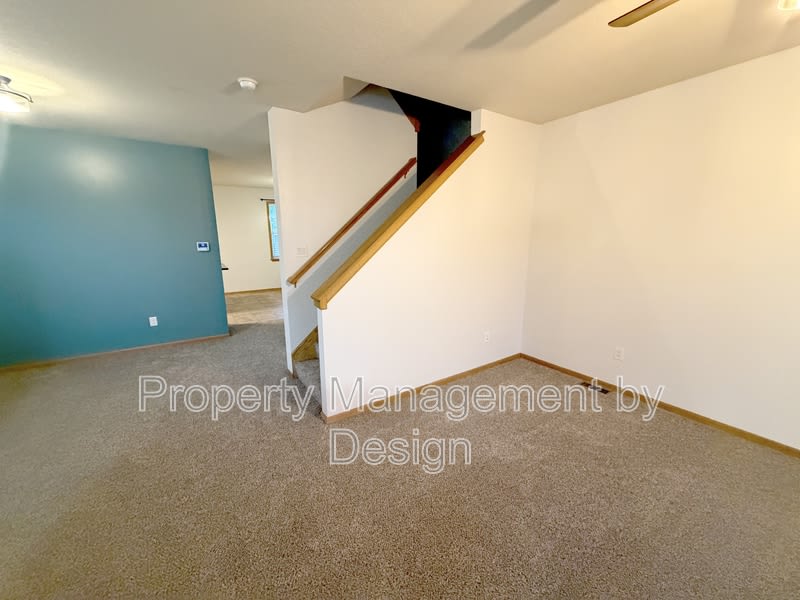 1005 Northeast Kamies Lane – photo 5