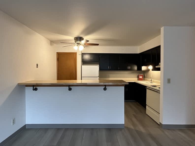 Ridge Manor – photo 1