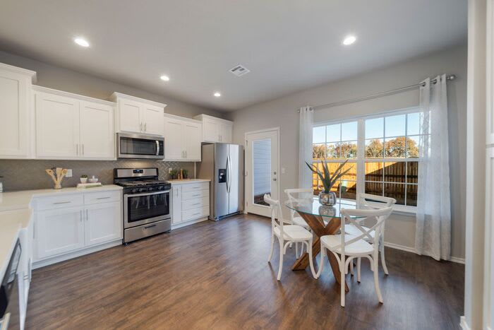 7752 South Chestnut Avenue – photo 5