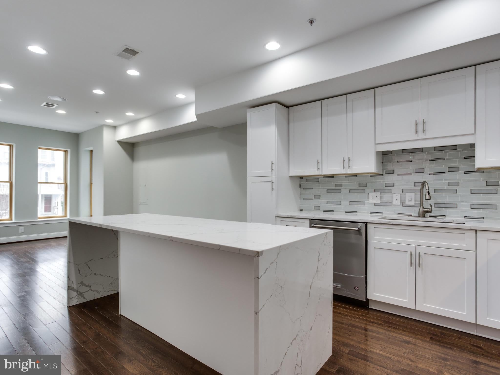 1234 EUCLID Street NW – photo 3